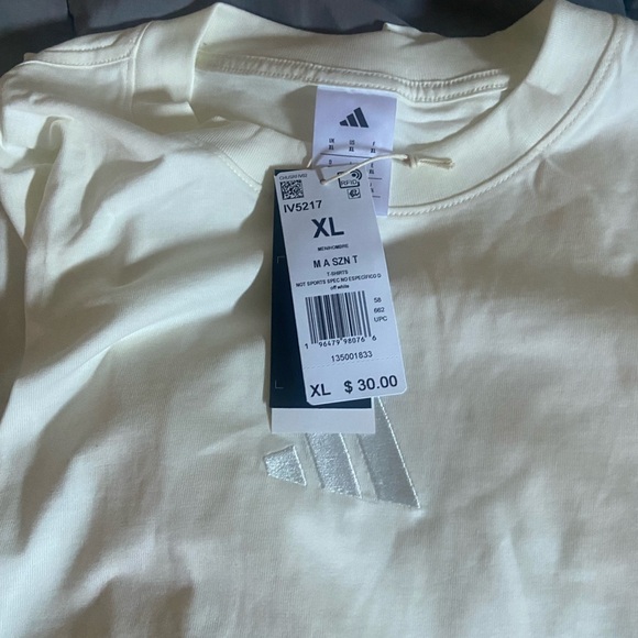 Mens Adidas ALL SZN TEE SIZE XL NWT - Picture 2 of 4